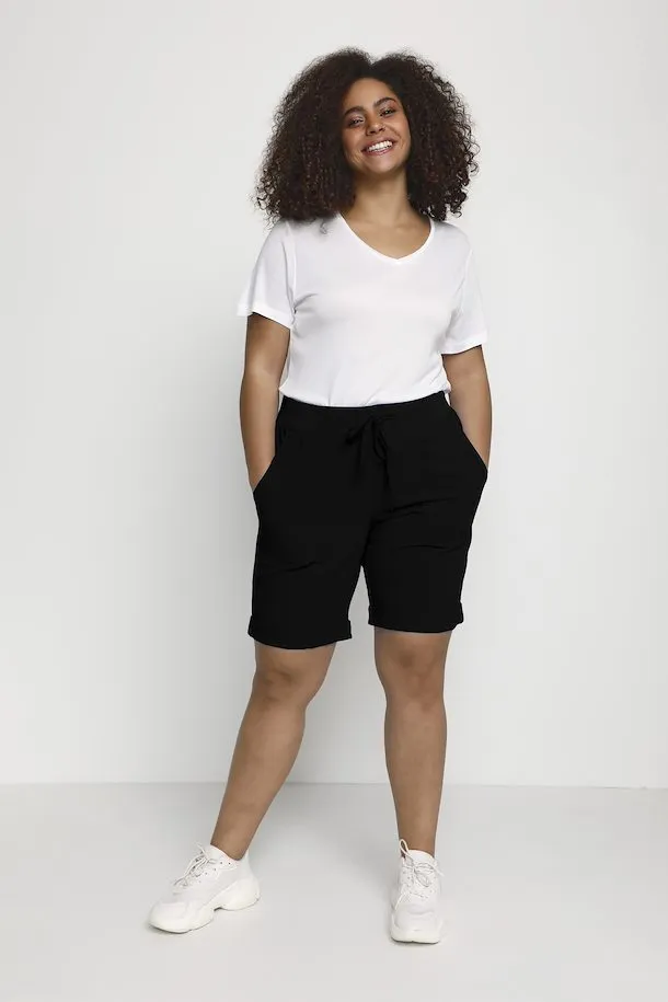 Kaffe Curve Nana Shorts in Black