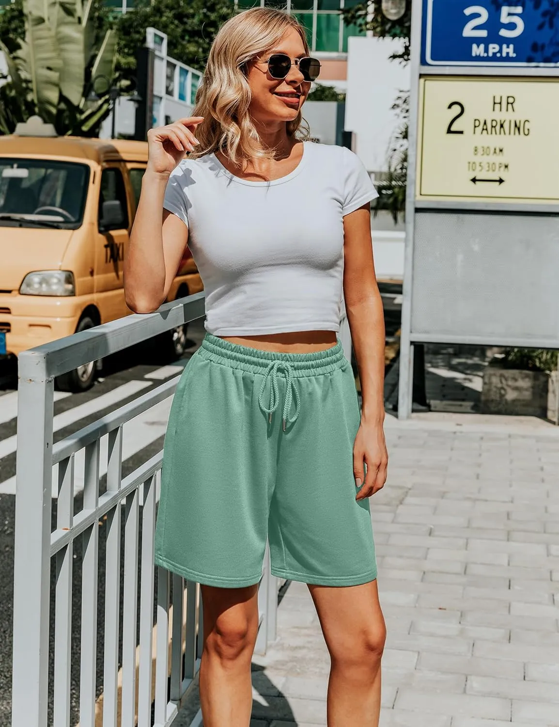 Quenteen Women's Athletic Shorts Jogger Sweat Casual Loose Bermuda Shorts (Available in Plus Size)